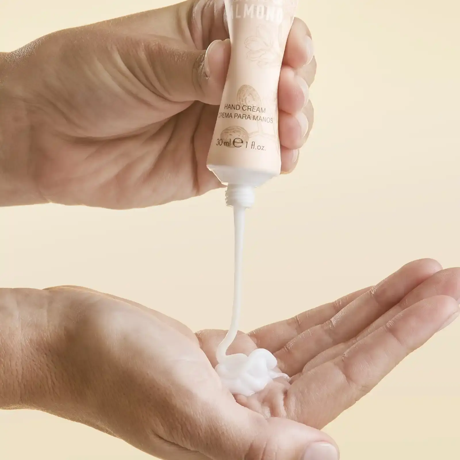 Shea vaj & Mandula kézkrém 30 ml